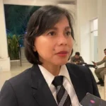 DILANTIK-Selfie-Paat-usai-dilantik-sebagai-Pelaksana-Tugas-Kepala-Dinalioi8900